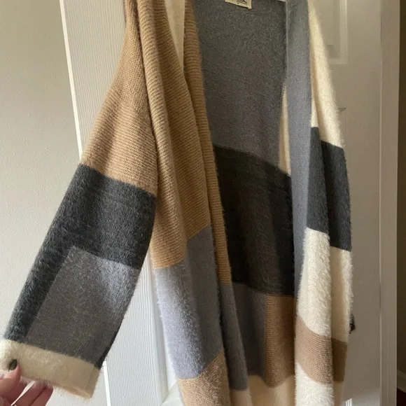 Neutral Color Block Cardigan - Picture 1 of 3
